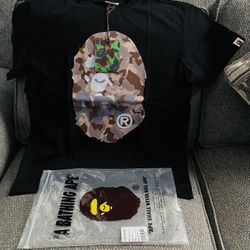 A Bathing Ape T-shirt Size M