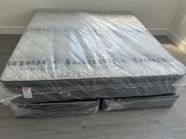 NEW MATTRESS KING SIZE PILLOWTOP WITH BOX SPRING
