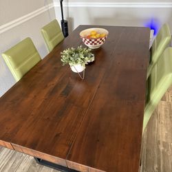 Spacious Wooden Table