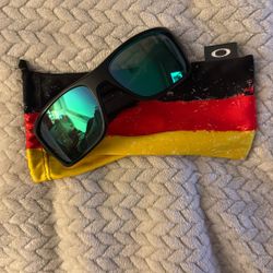 Oakley Turbines Green  Polarized Lenses 100 OBO 