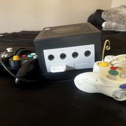 GameCube With 2 Controllers And Wires