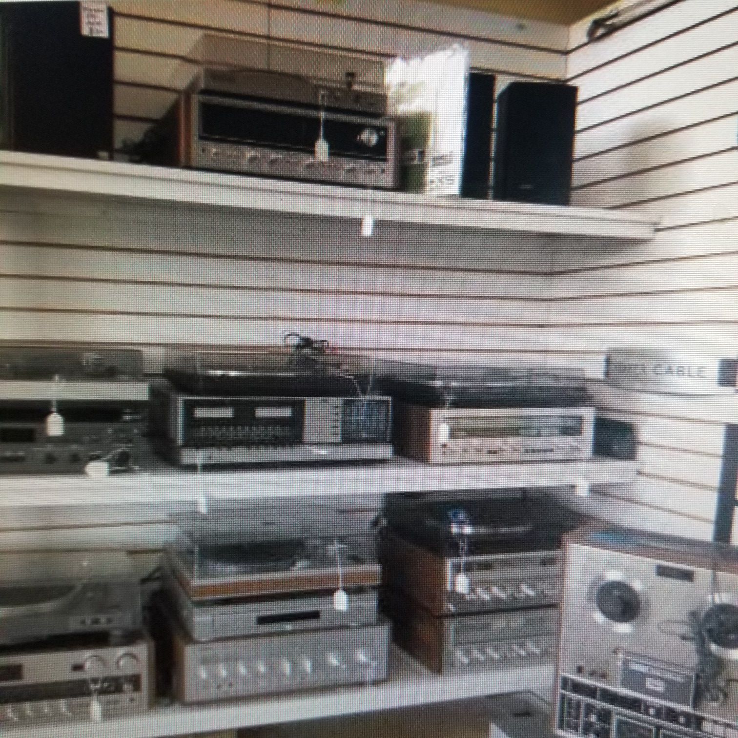 Vintage hifi sale This Sat1-29  9am Till  3pm 