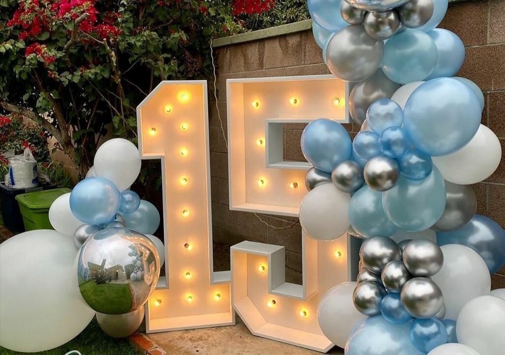 Marquee Letters