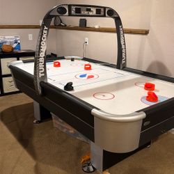 Air Hockey