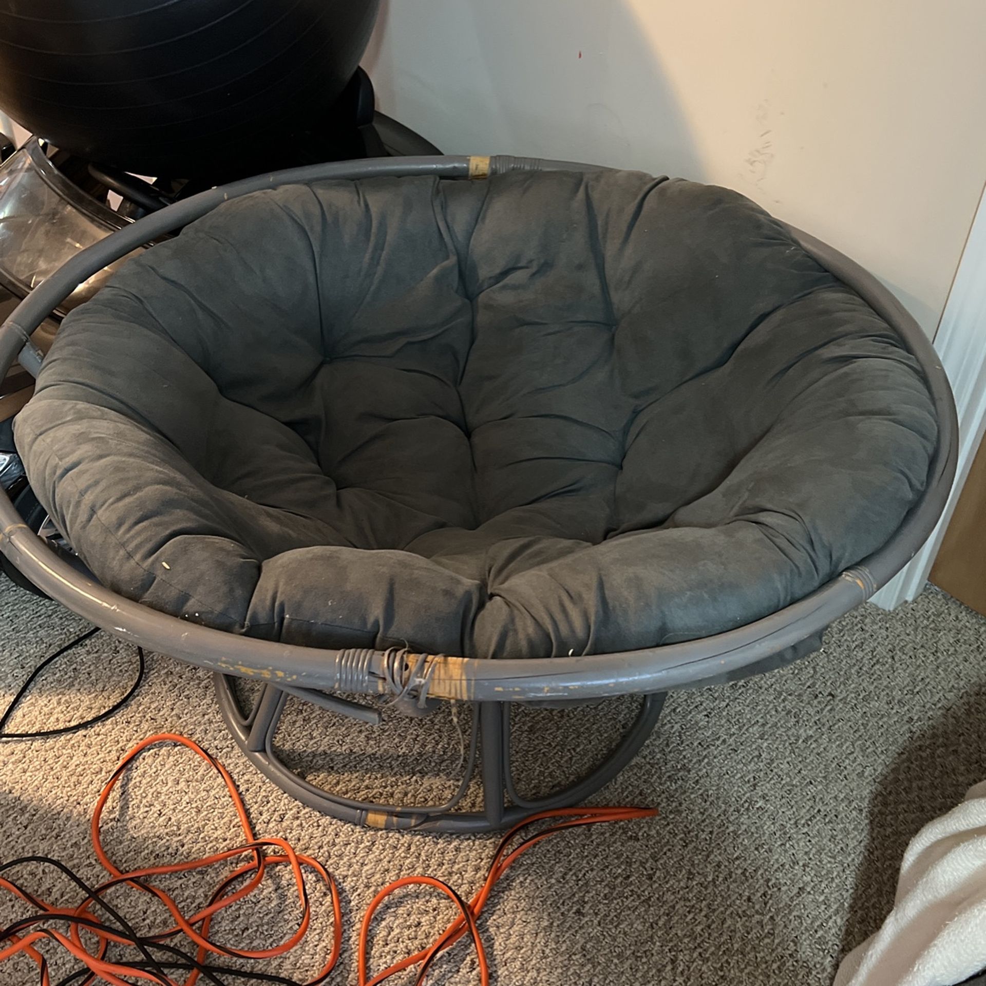 Papasan Chair