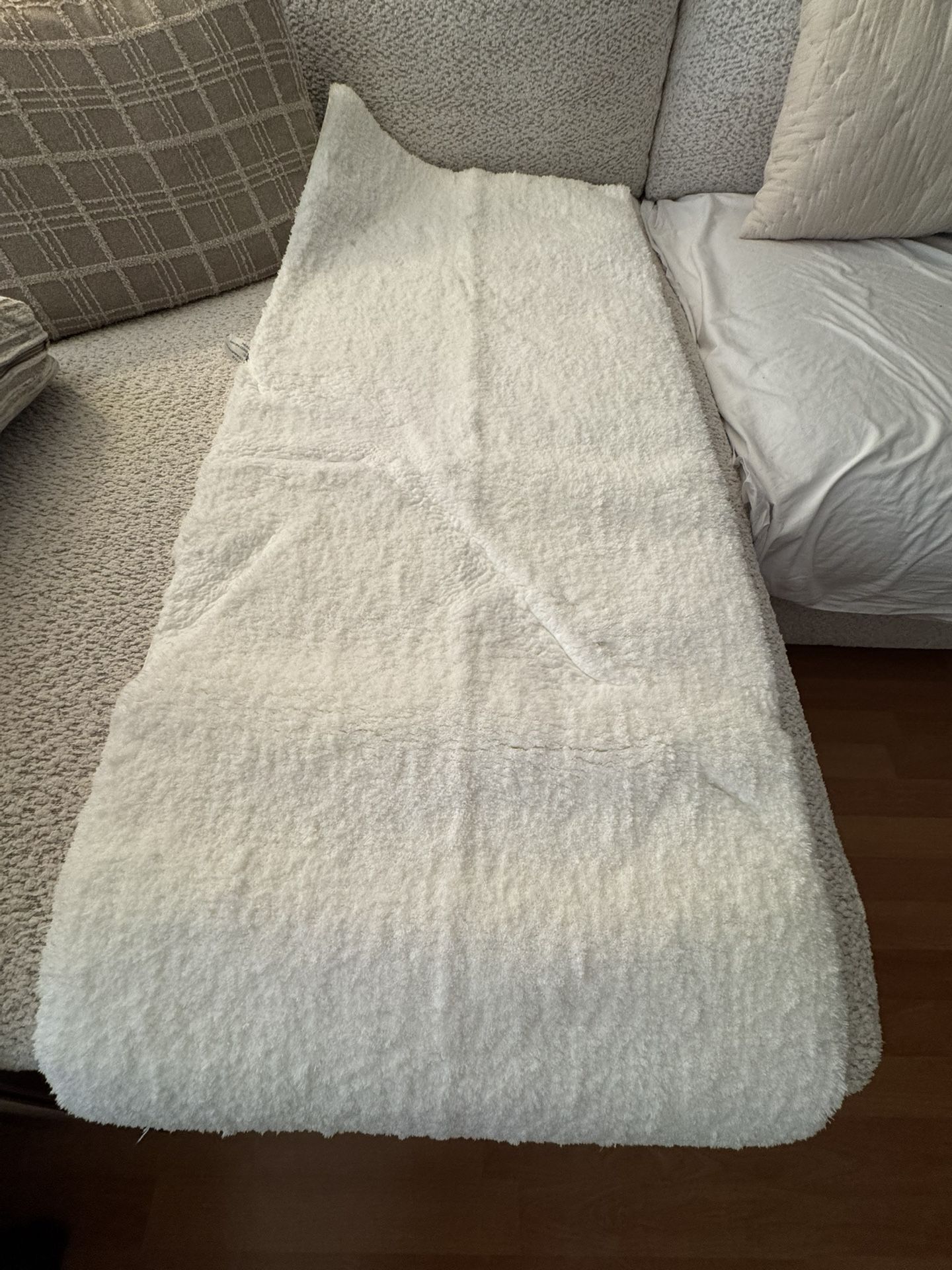 Fieldcrest Plush Bath Runner 55” – Cream / Off-White