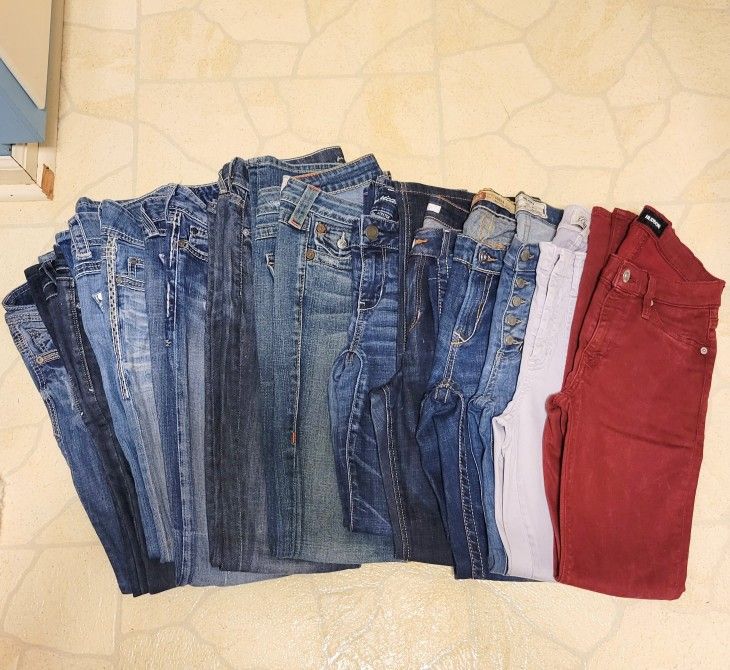 Lot Of Size 27/4-5 Womens Jeans