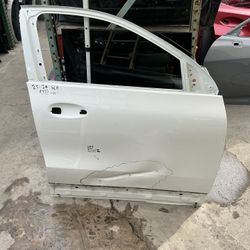 2021 - 2024MERCEDES GLA - FRONT PASSENGER SIDE DOOR OF OEM 