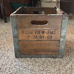 VINTAGE MILK CRATE