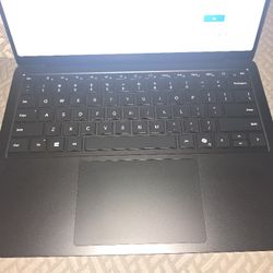 13.8” Microsoft Surface Laptop 7th Edition