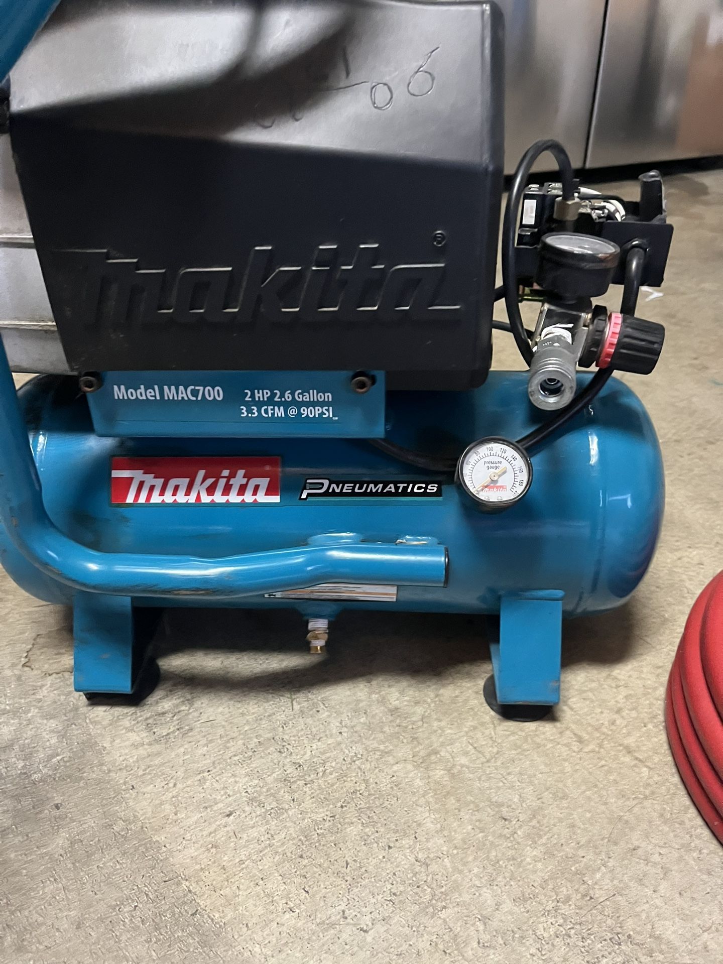 Makita Air Compressor