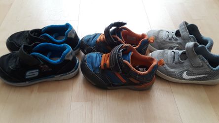 Toddler shoes size 6 nd 7