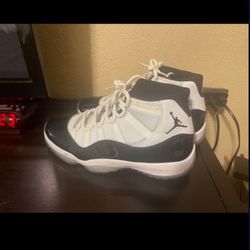 Air Jordan 11 Retro Concord