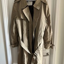 Men’s Lined Tan London Fog Overcoat