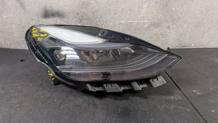 2021-2022-2023-2024 TESLA MODEL 3/Y RIGHT HEADLIGHT OEM USED #10840