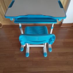 Child Desk