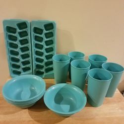 14 Pc Turquoise Tumbler Set