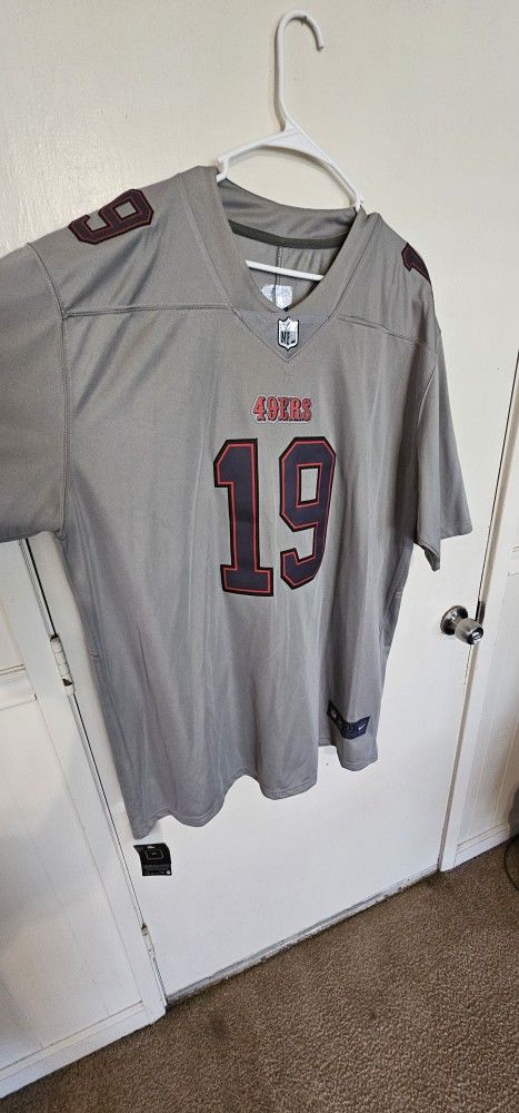 NEW 49ERS JERSEY SIZE 3XL FOR MEN