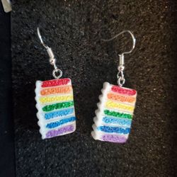 Cake Earrings 
