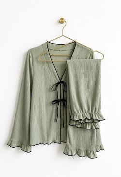 NWT Sage Green Plisse Pajama Lounge Set - NEW