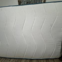 Linenspa Queen Mattress – Great Condition