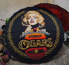 Marilyn Monroe parasol
