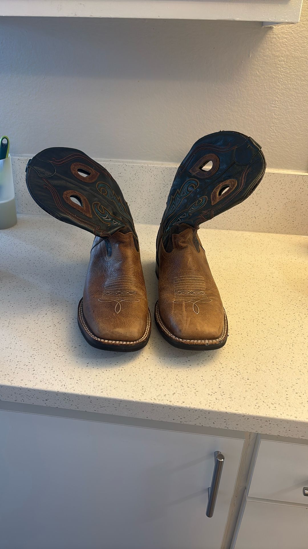 wide square toe boots