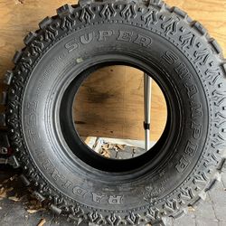1 Tire Super Swamped, $ 85.00 OBO