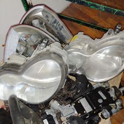 02-09 Mercedes Benz C Class Headlights And Taillights