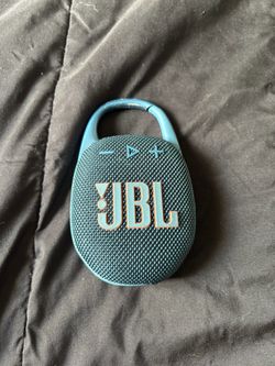 JBL Clip 5 Waterproof Speaker