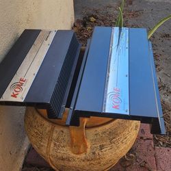 2 Chanel And 4 Channel Amplifiers Bass Amd Voice 