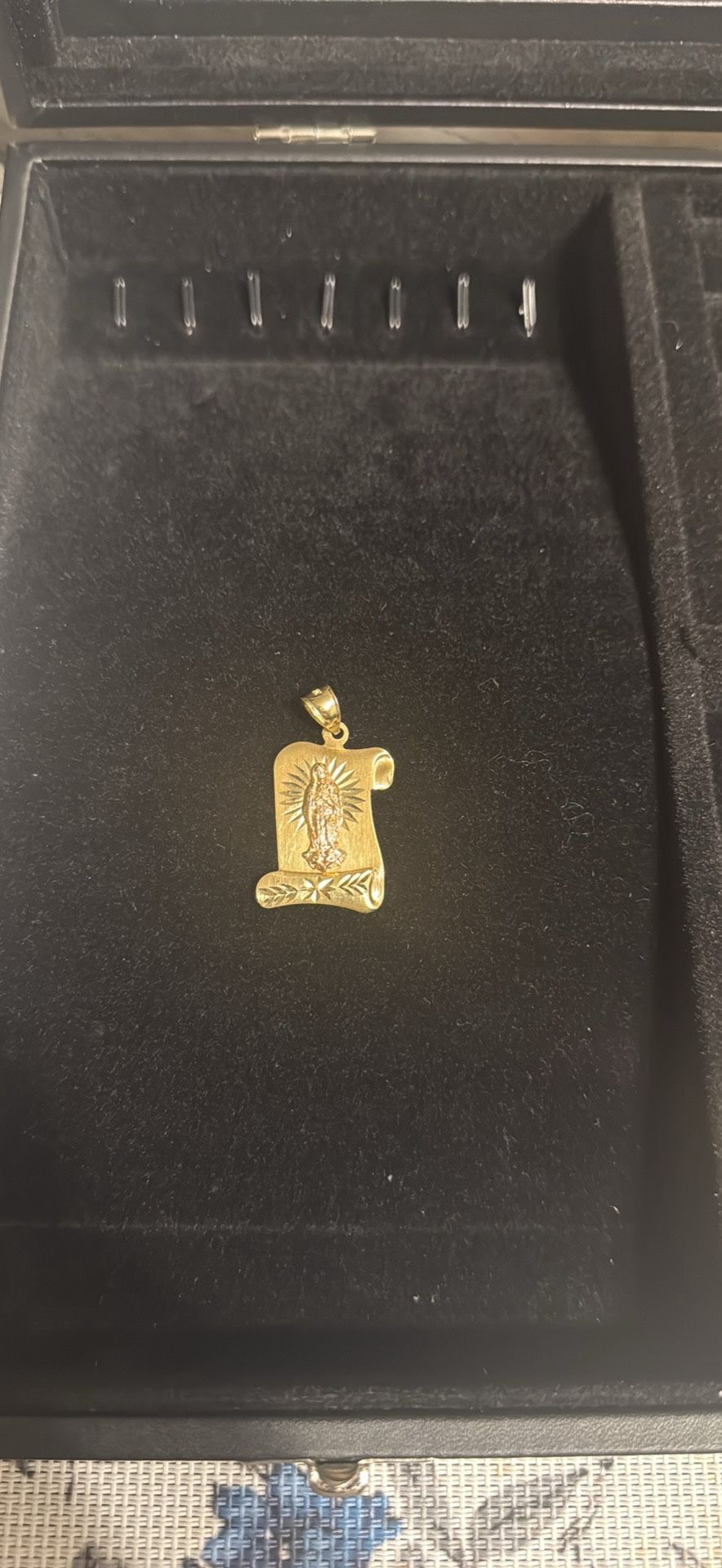 Virgin Mary Charm 14k