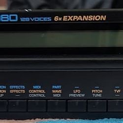 Roland JV-880
