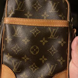 Authentic Louis Vuitton Crossbody