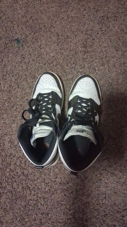 Nike Dunks Highs Size 8.5