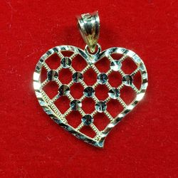 10kt Gold Heart Shape Pendant
