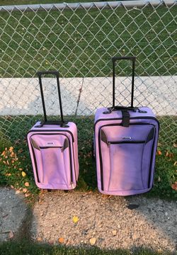 Embark traveling bags