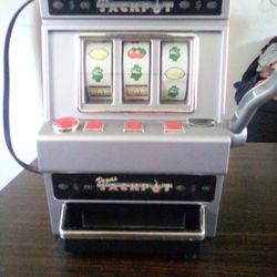 Slot Machine Lamp