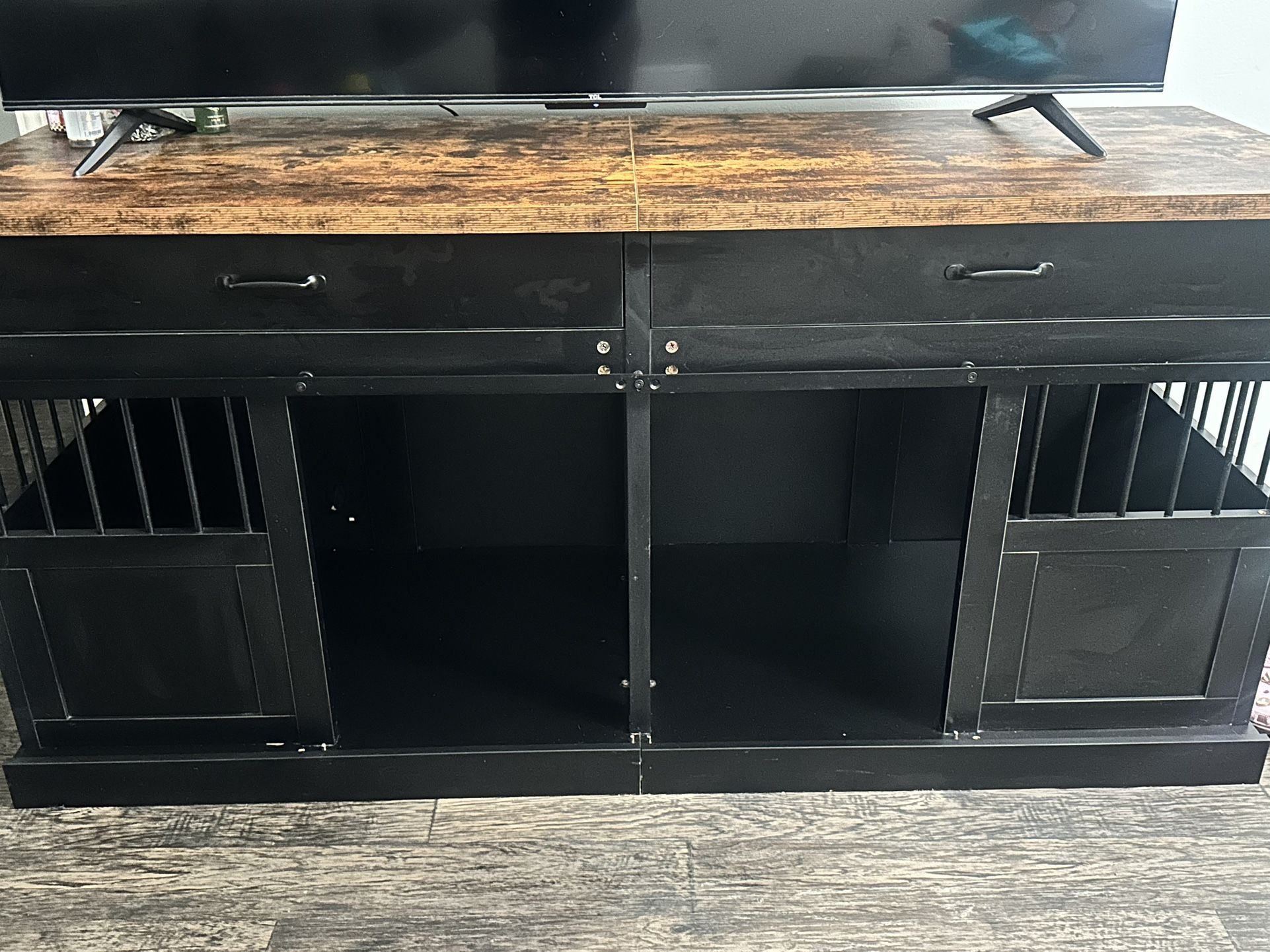 Tv stand
