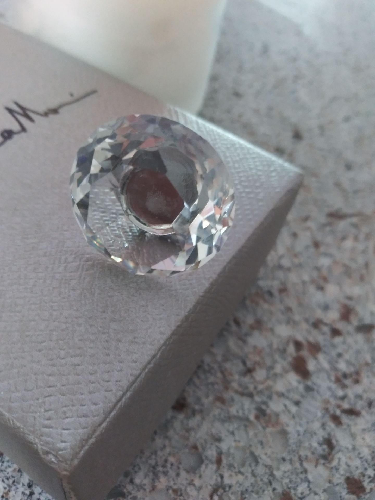 Crystal drawer pulls