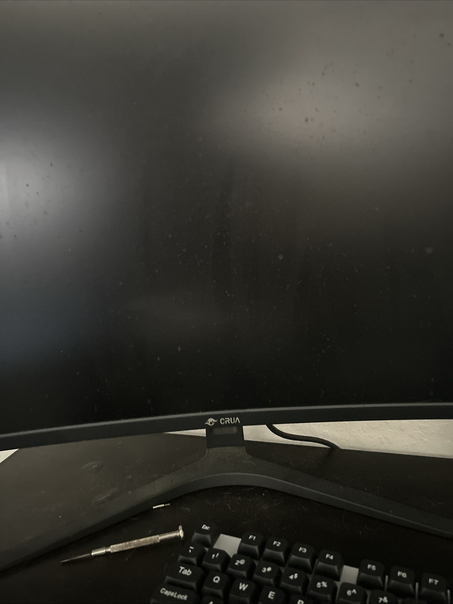 Crua Gaming Monitor