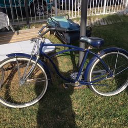 SCHWINN BIKE