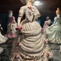 Cracker Barrel MUSICAL Porcelian Figurines 