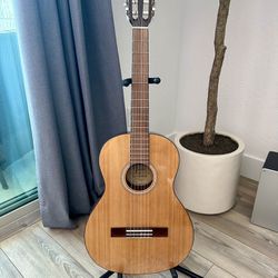 Fender FA-15N. (Daughter lost Interest With guitar)