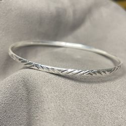 925 Sterling Silver Diamond-Cut Bangle Bracelet – 2.5” Hidden Clasp