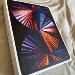 iPad Pro 12.9” 5th Generation