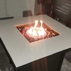 **NICE ALUMINUM FIRE PIT**