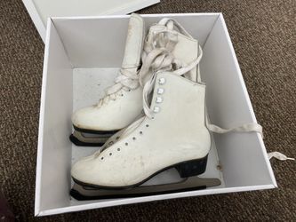 Canstar Lange Women’s Ice Skates (Size 6)