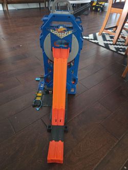 Hot Wheels Mega Garage