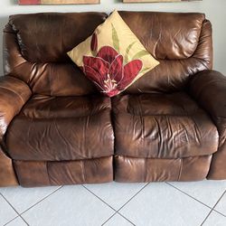 2 Couches, Genuine Leather As Lazy Boy. Brown 